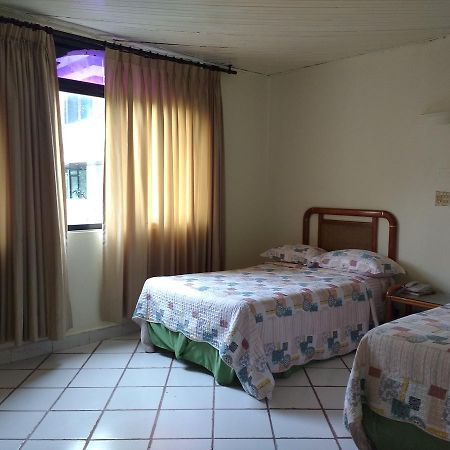 Apartahotel Miramar San Andres  Exterior photo