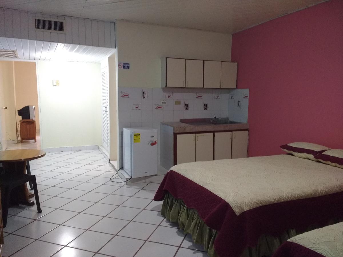 Apartahotel Miramar San Andres  Exterior photo